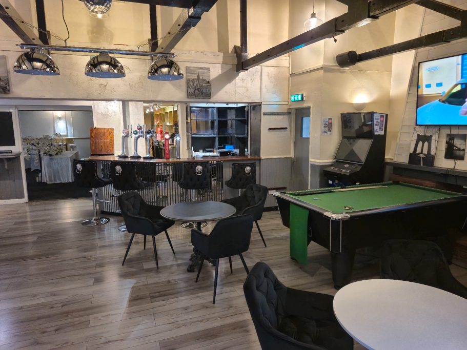 Pub Cleaning